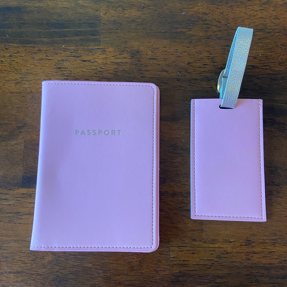 2/$15 [Eccolo] Pink Luggage Tag & Passport Holder